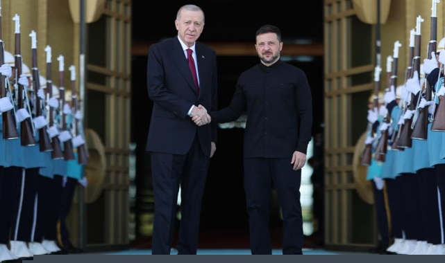 Erdoğan, Zelenskiy’i Külliye’de Karşıladı!
