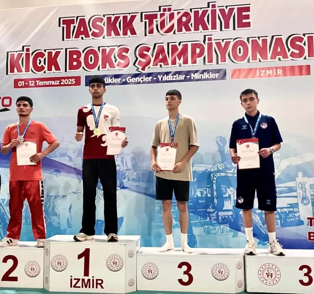 Elazığlı Sporcular, Kick Boks’ta 8 Bronz Madalya!