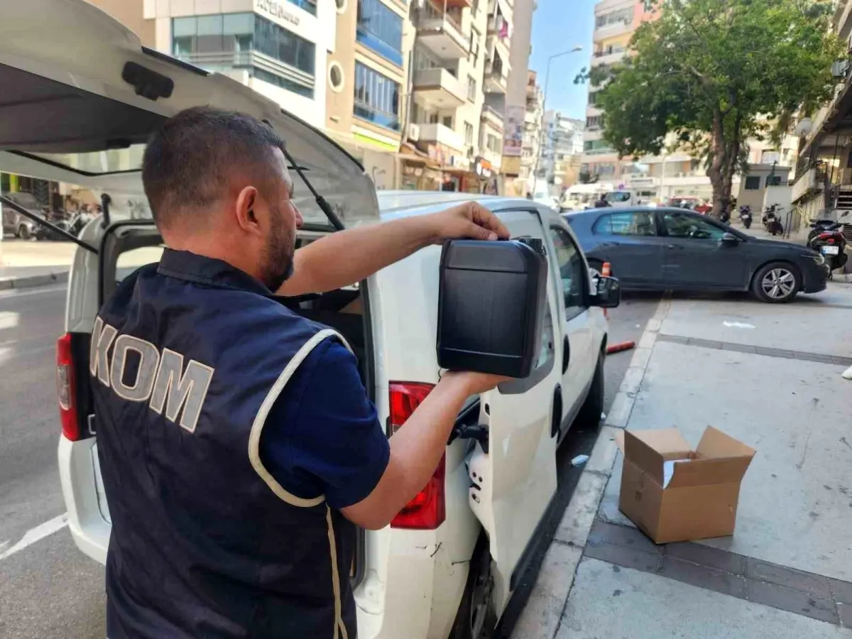 İzmir’de 5 Milyon TL’lik Kaçakçılık Operasyonu