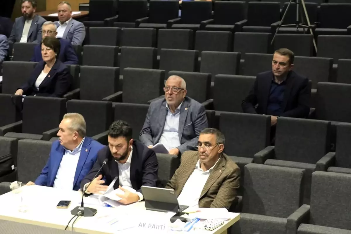 AK Parti’den Çelik’in Açıklamasına Sert Tepki!