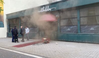 Yenibağlar’da Restoran Mutfakında Yangın Paniği!