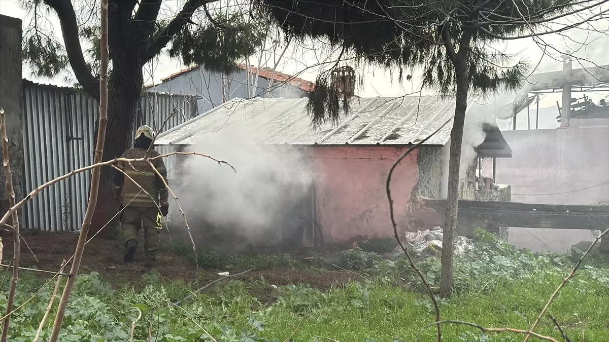 İzmir’de Genç Cinayeti: Şüpheli Gözaltında!