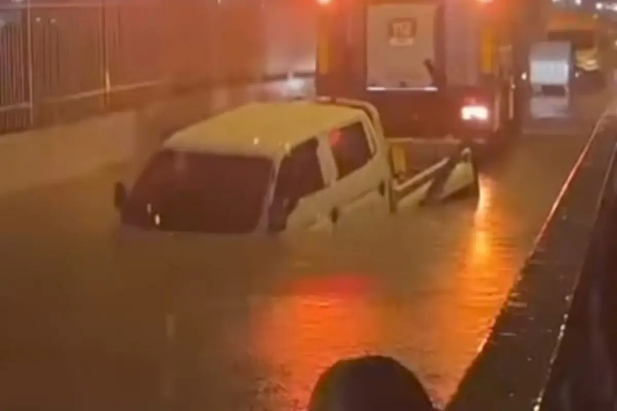 İzmir’de Sağanak Yağış: Alt Geçitte Can Pazarı!