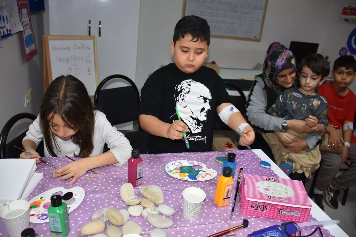 Hastane Sınıfında Oyunla Moral Dolu Etkinlik!