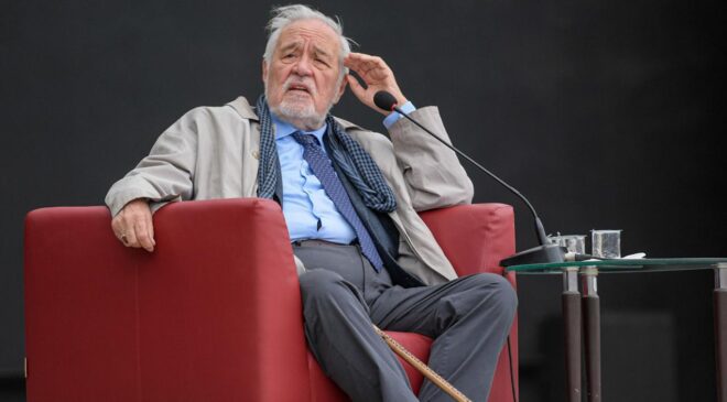 Türk tarihinin duayen ismi İlber Ortaylı hayatını kaybetti