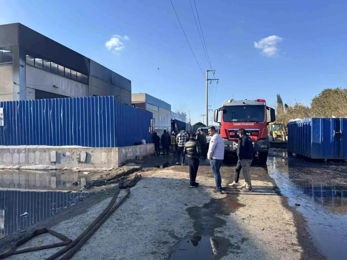 Torbalı’da Fabrika Yangını: Maddi Hasar Büyük!