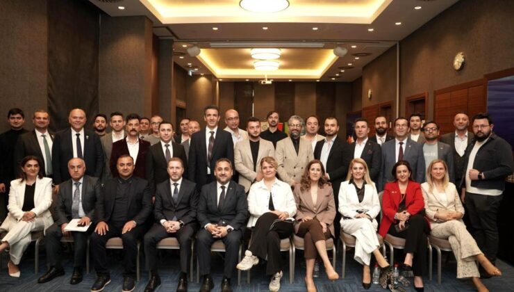 İzmir’de Türkiye-Azerbaycan Ekonomik Buluşması