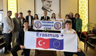 Kaymakam Mete, Erasmus Öğrencilerine Destek Verdi
