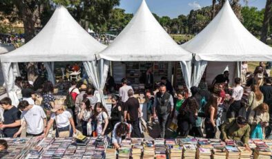 İzmir Kitap Fuarı’na Büyük İlgi Gösterildi!