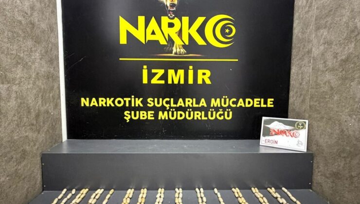 İzmir’de Uyuşturucu Kapsülleriyle 2 Zanlı Tutuklandı