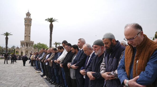 Öğretmen ve Öğrenciler İçin Gıyabi Cenaze Namazı