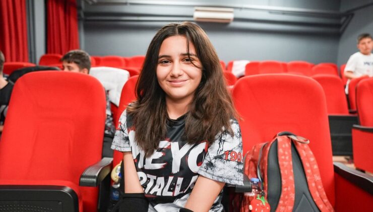 Beşiktaş Taraftarı Öğrencilerin Hayali Gerçek Oldu!