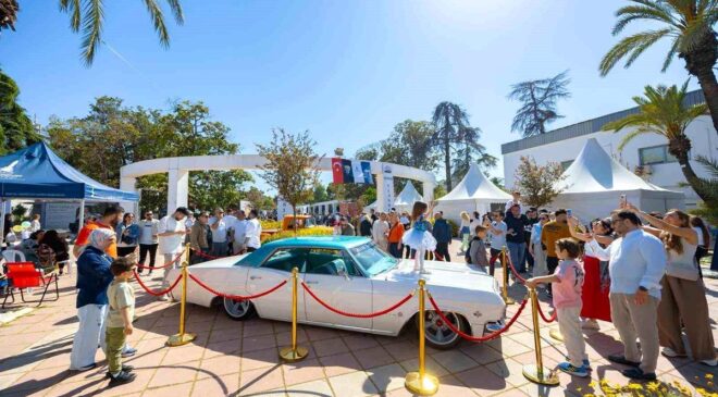 Kültürpark’ta Klasik Otomobil Festivali Coşkusu!
