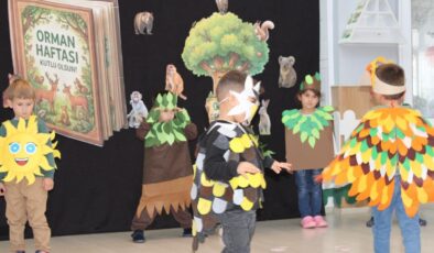 Ödemiş Anaokulu’nda Kitap Kurdu Madalyaları Verildi