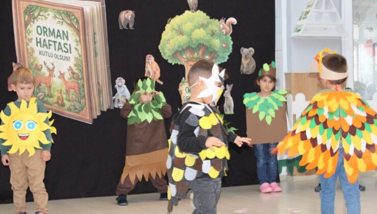 Ödemiş Anaokulu’nda Kitap Kurdu Madalyaları Verildi