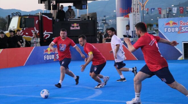 Red Bull Four 2 Score Türkiye Finali İzmir’de!