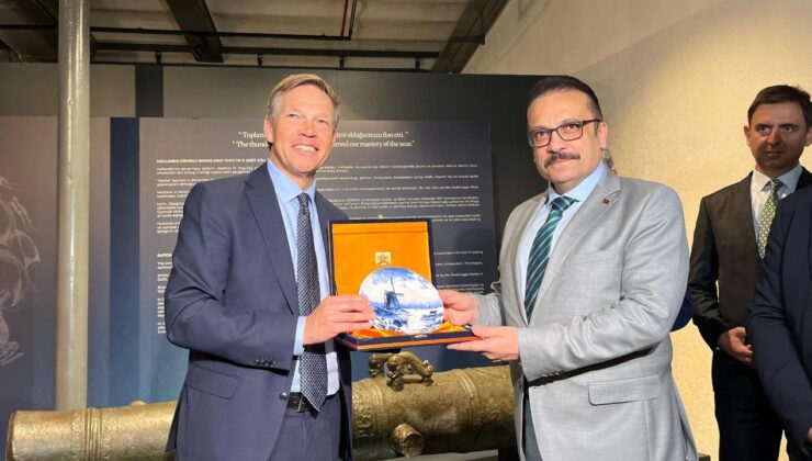 Tarihî Bronz Top İzmir’de Sergileniyor!