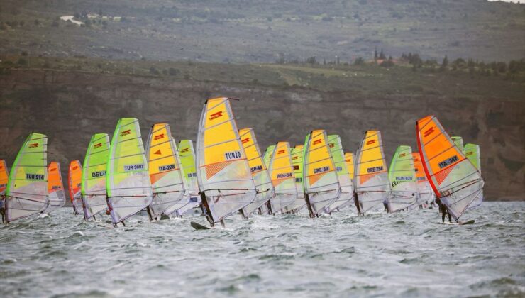 Foça’da Dünya Şampiyonası Heyecanı Başladı!