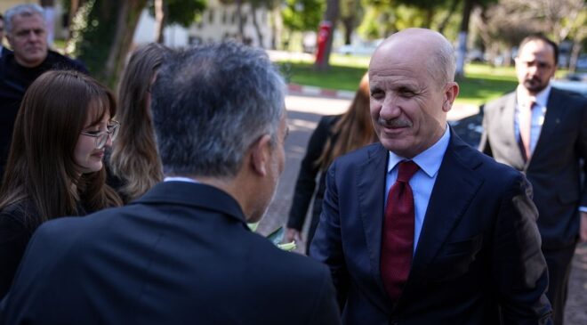 YÖK Başkanı İzmir’de Üniversiteleri İnceledi